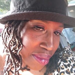 Meet your Posher, Keshie